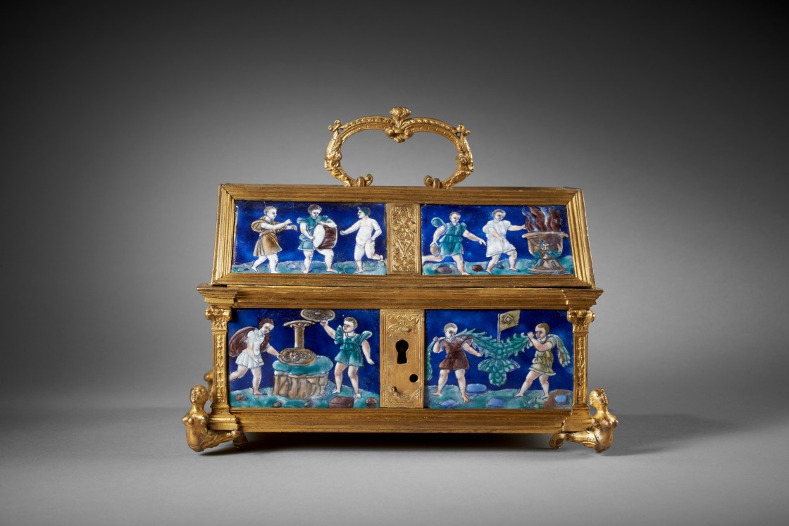 <em>Coffret à décor de putti</em> <br>vers 1550