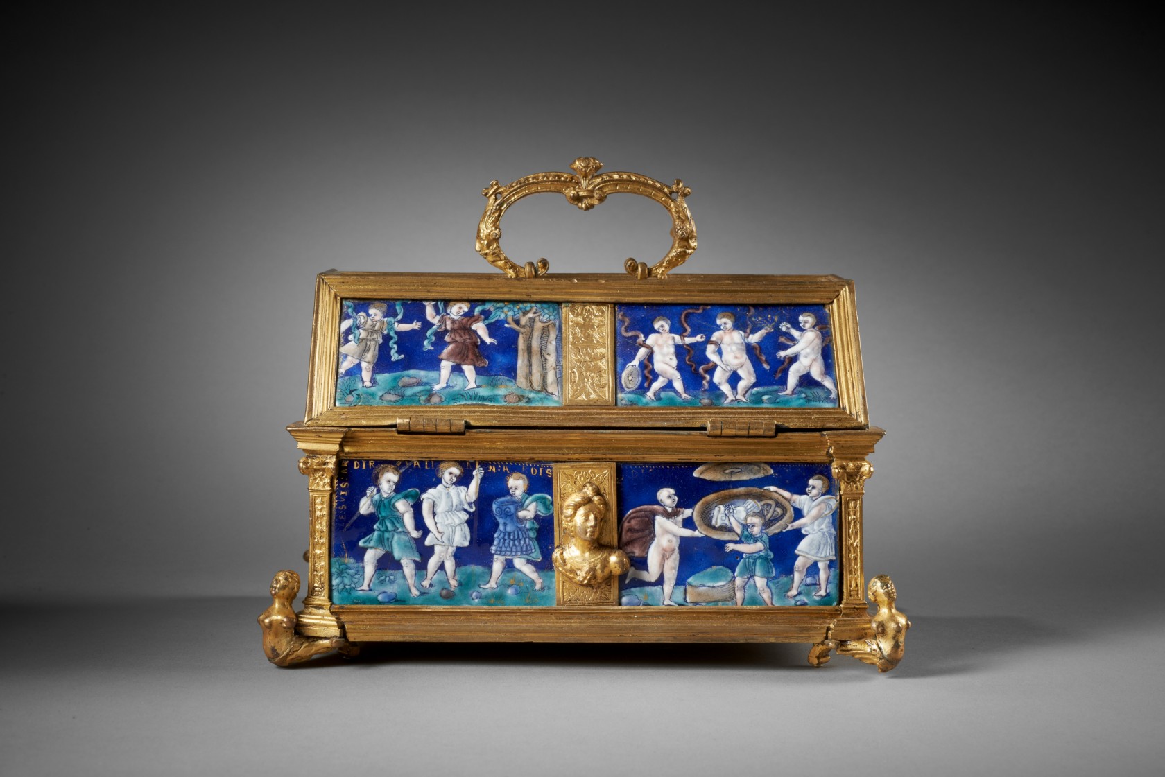 <em>Coffret à décor de putti</em> <br>vers 1550