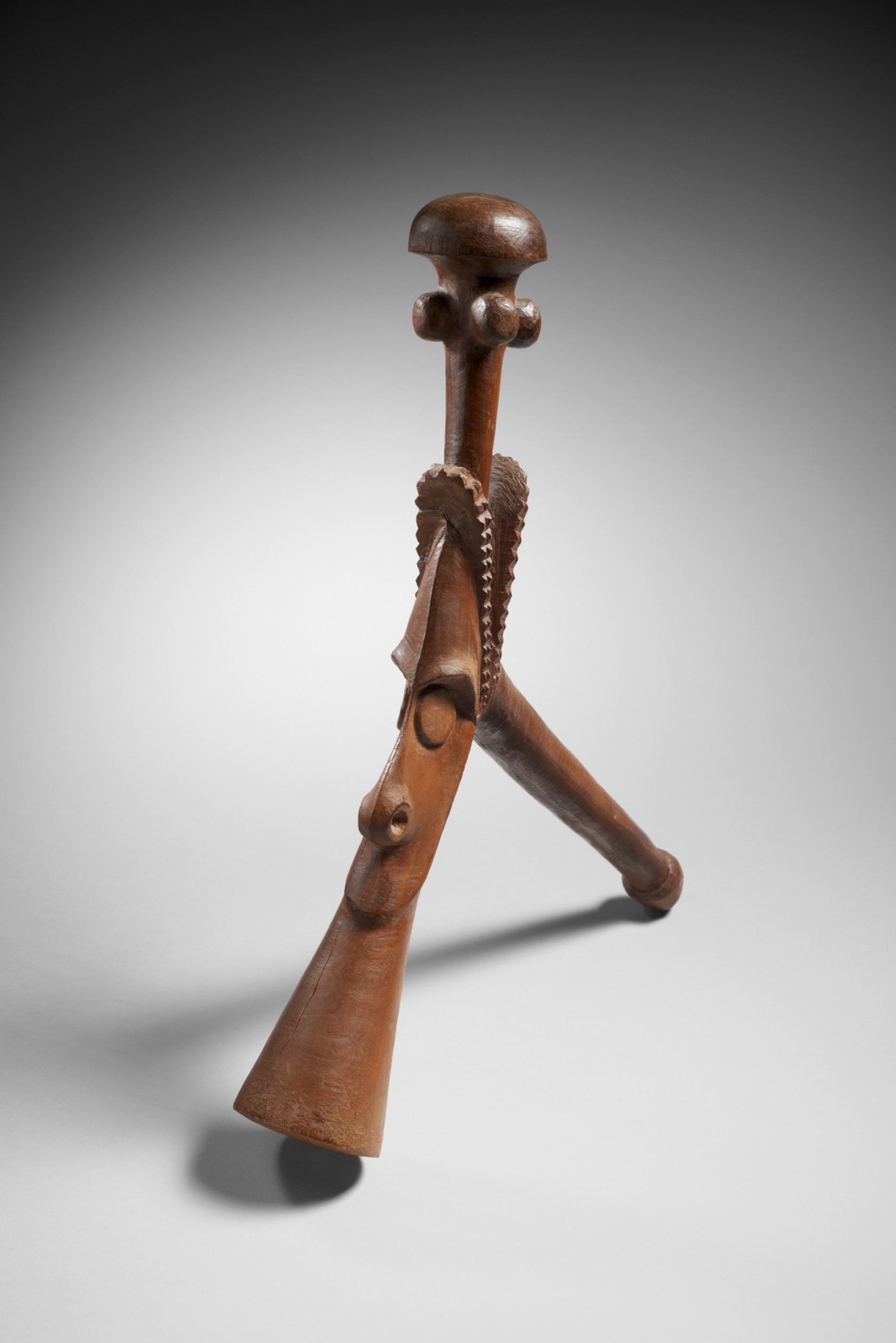 <em>Pig-killing club</em>														<br>End XIXth-first part XXth Century CE Pig-killing club