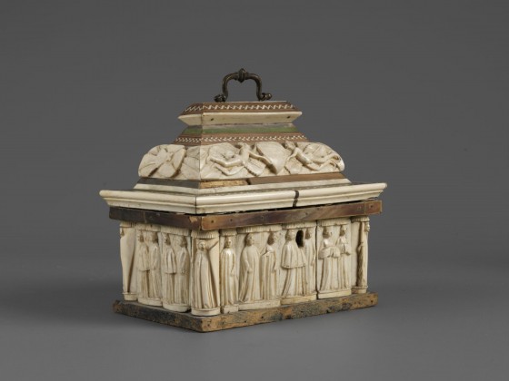 Marriage casket (view of the ensemble) by Entourage of the Embriachi Workshop