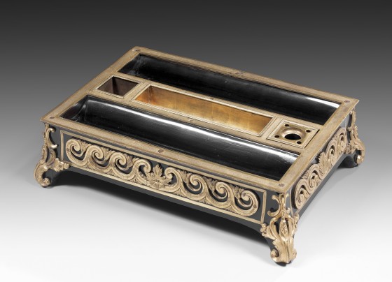 <em>Encrier</em> <br>vers 1775-1790