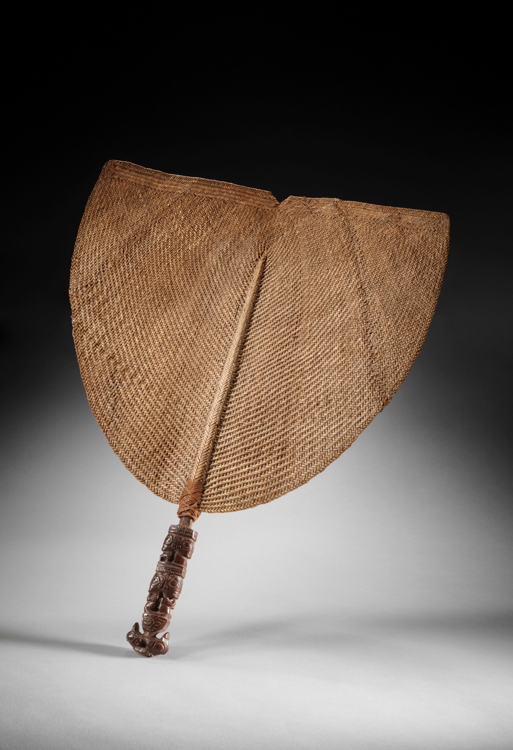 <em>Fan</em>														<br>Polynesia, Marquesas Islands, half of the 19th century