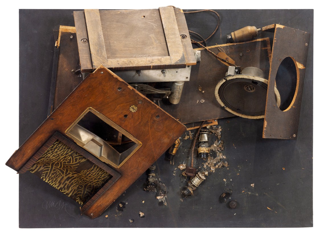 Arman <br> <em><em>Untitled (colère de radio)</em></em> <br>1962